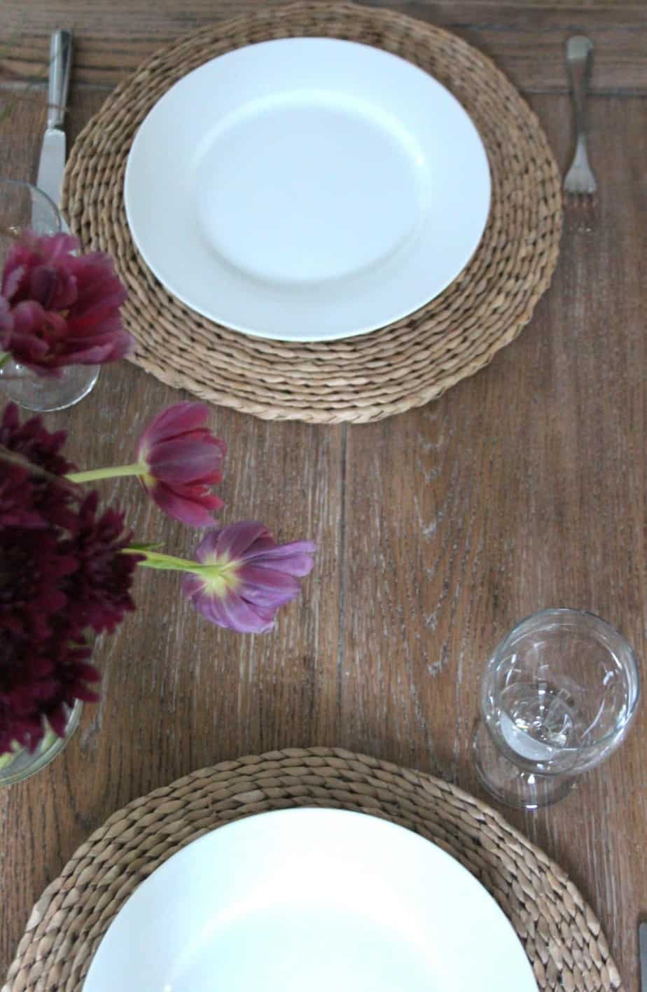 7 Ways to Set a Table With Natural Fiber Placemats - Calypso in