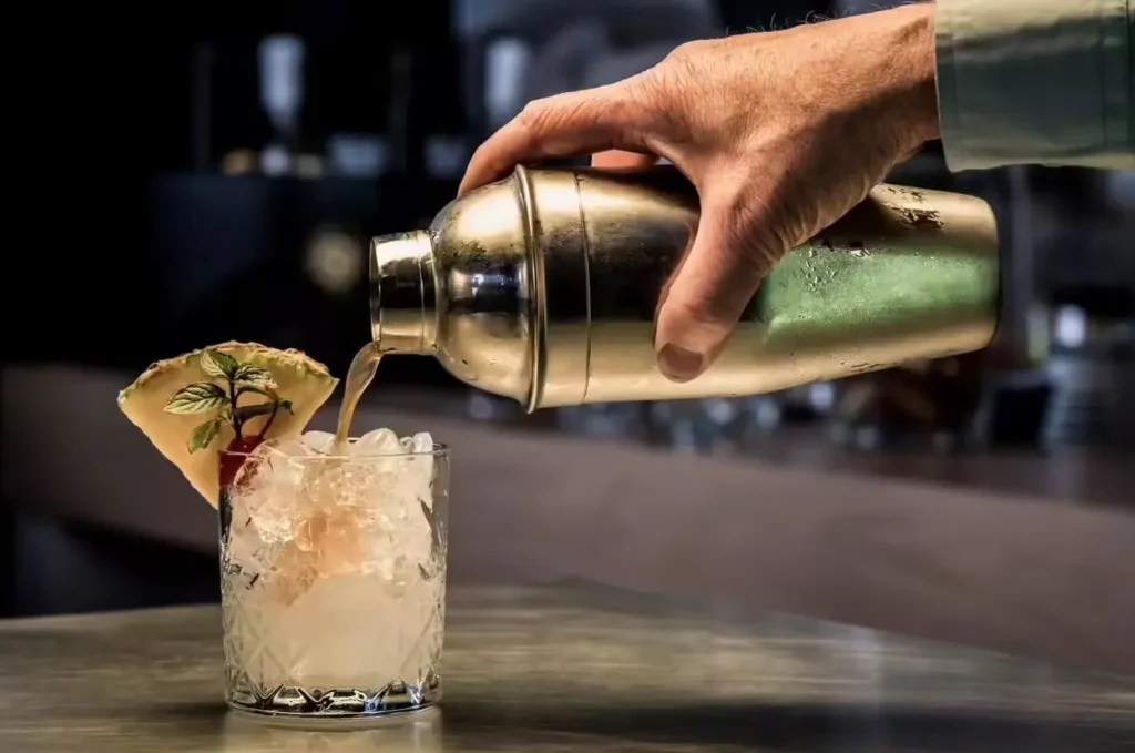 The Ultimate Guide to Hosting a Virtual Cocktail Making Class