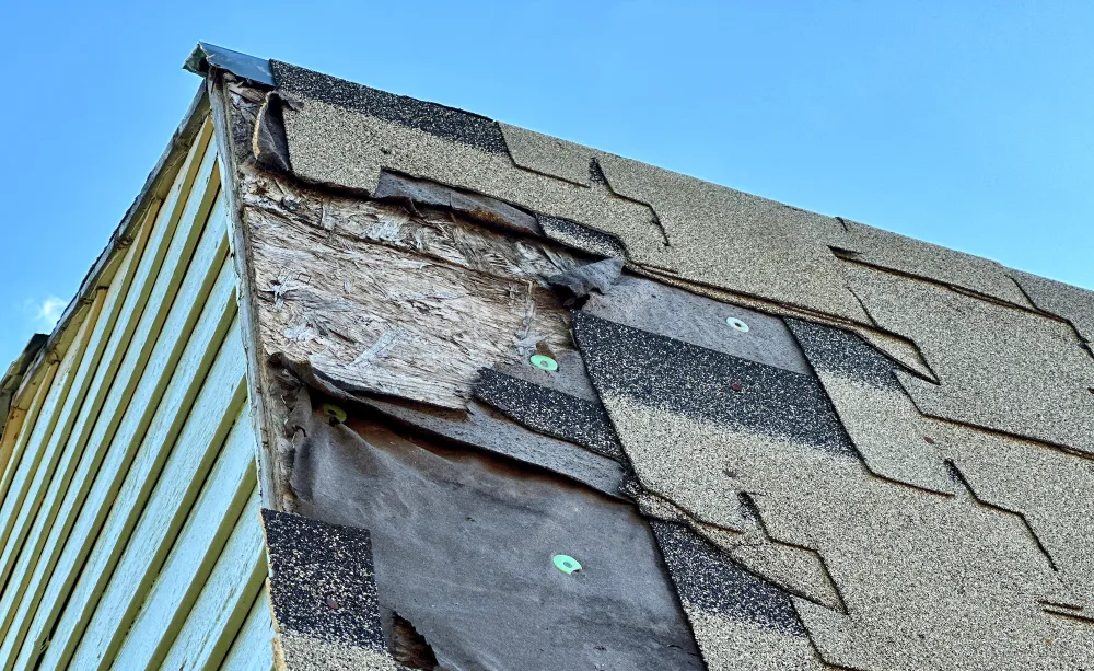 Top Signs You Need Immediate Storm Damage Roof Repair