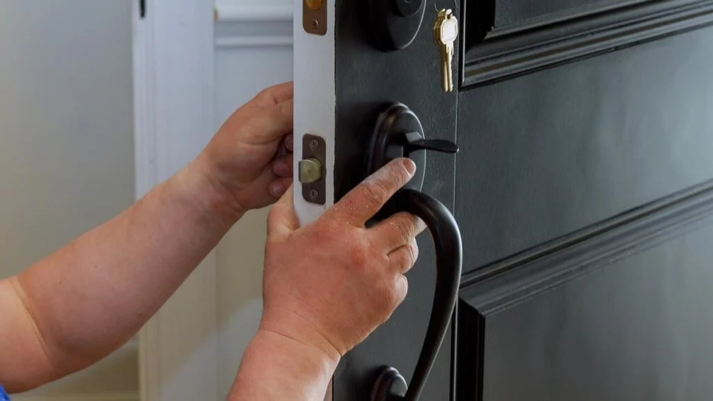 Smart Lock Mistakes Homeowners Should Avoid 3
