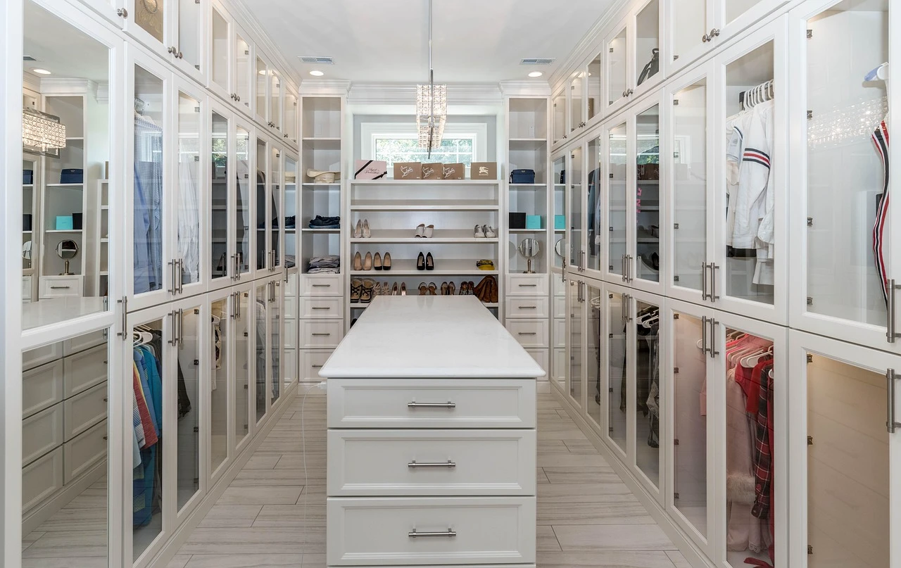 Value-Driven Closet, Cabinet, and Door Painting Services