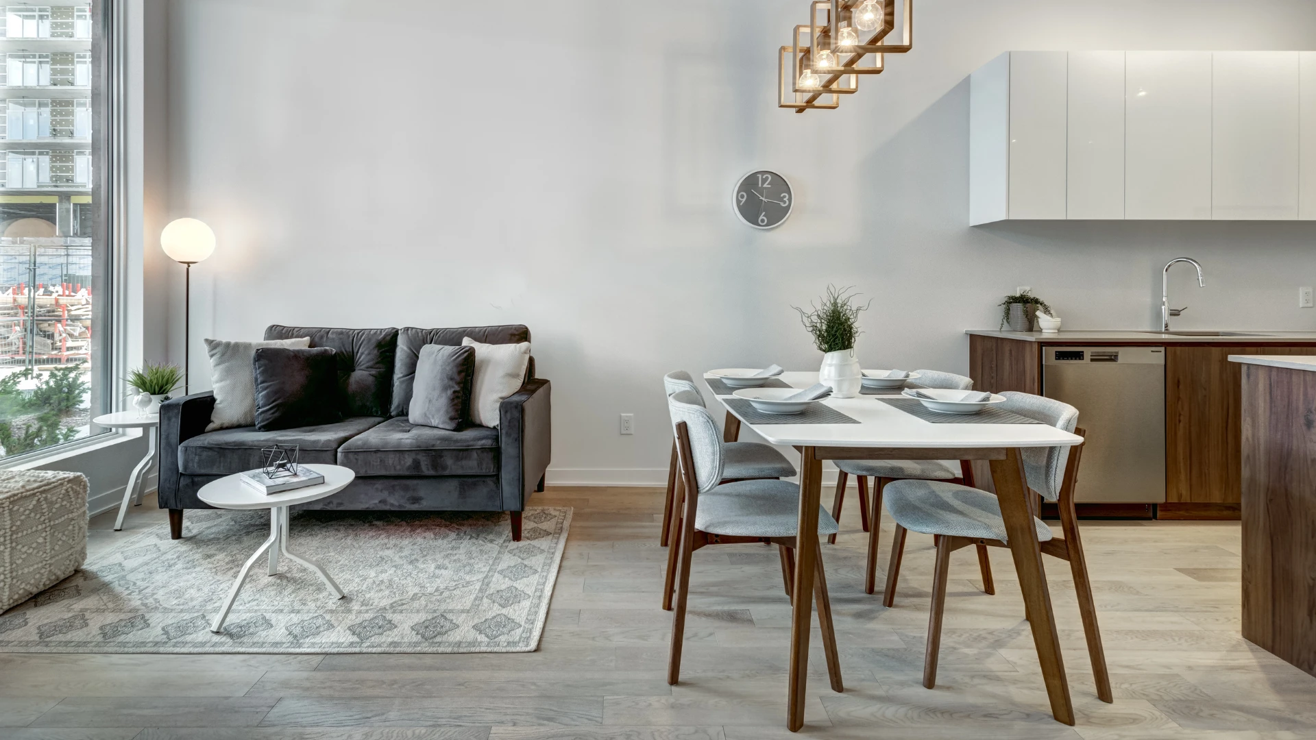 10 Small Apartment Design Ideas to Make Your Home Feel Bigger