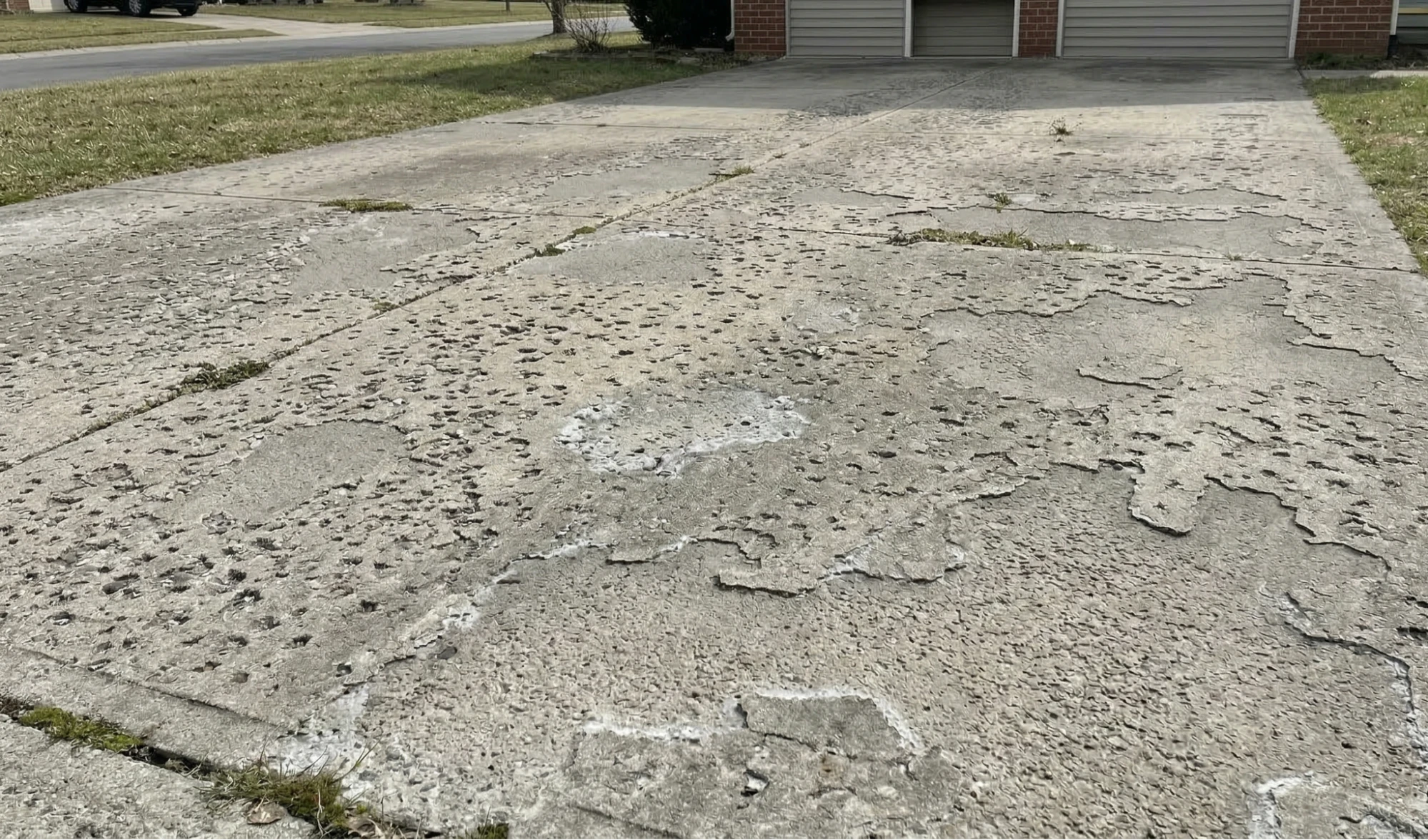 Surface Spalling or Flaking