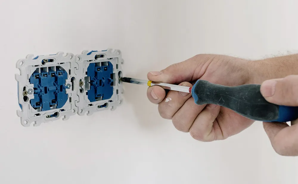 How to Choose Reliable Emergency Electricians