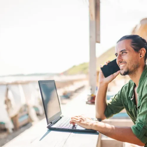 Digital Nomad Travel Hacks Balancing Minimalism and Comfort