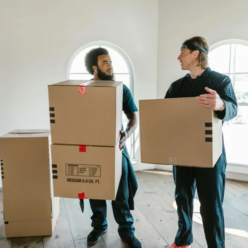 How People Choose Movers When Everything Feels Urgent