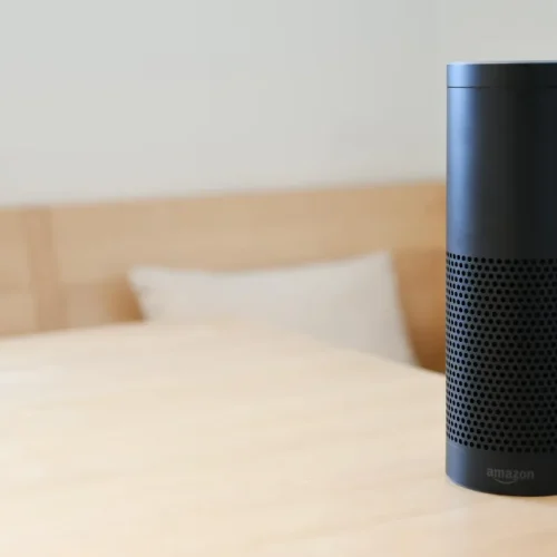 How to Blend Smart Home Technology into Your DIY Decor Projects