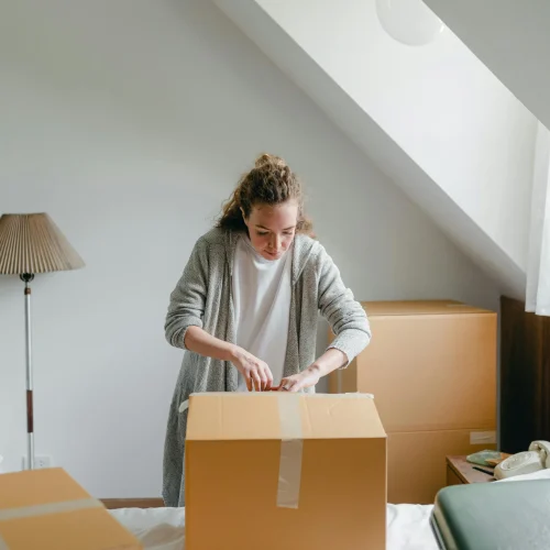 How to Stay Organized Throughout the Moving Process