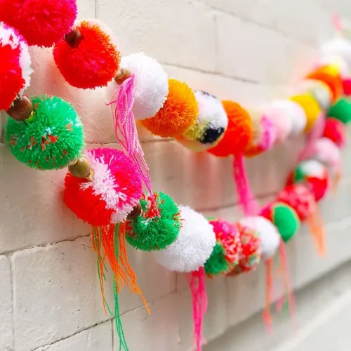 Pom-Pom Garland