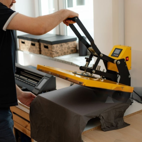 Top 5 Benefits of Owning a Heat Press for Small Business Owners